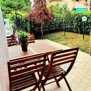 https://marina-loano.hotelitalianriviera.com